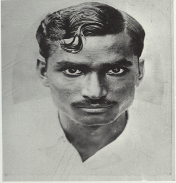 বিনয় চৌধুরীর পুরোনো সাদা-কালো প্রতিকৃতি
